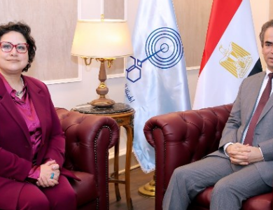 سها النقاش
