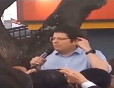 المرشح الرئاسي في كولومبيا ميغيل أوريبي