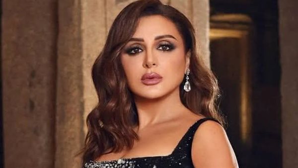 الفنانة أنغام