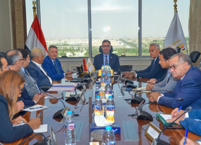 الدكتور شريف فاروق وزير التموين