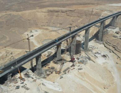 وزارة النقل تنتهي من تنفيذ كوبري خور