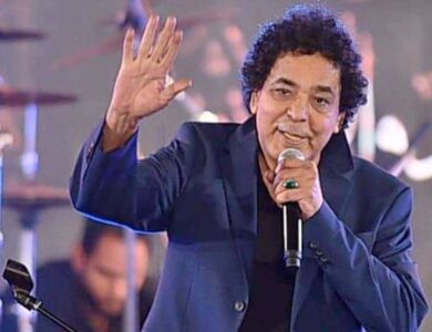 الفنان محمد منير