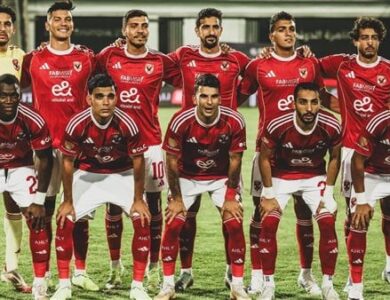فريق النادي الآهلي في مواجهة المحلةفي الجولة الرابعة من بطولة الدوري المصري الممتاز موسم 2025-2026.