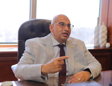 المحاسب الضريبي أشرف عبد الغني مؤسس جمعية خبراء الضرائب المصرية
