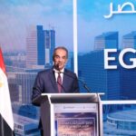 الدكتور عمرو طلعت وزير الاتصالات