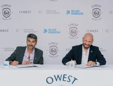O West توقع اتفاقية مع Blue Ribbon