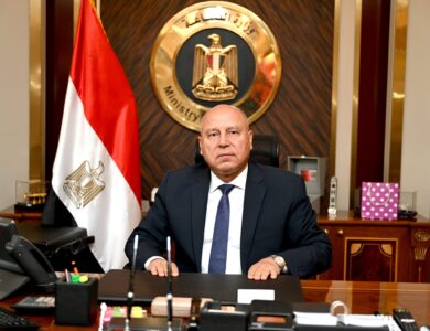 وزير الصناعة