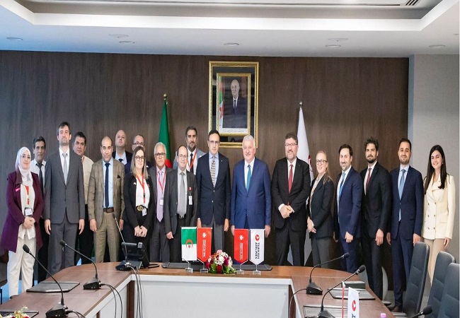 الخطوط الجوية التركية والخطوط الجوية الجزائرية توقعان على تعزيز الشراكة الإستراتيجية
