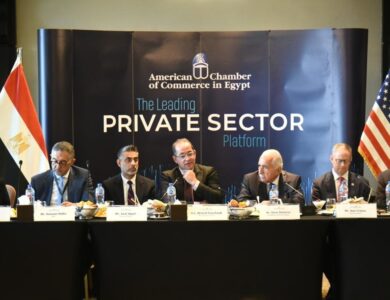 وزير المالية في مائدة مستديرة بالغرفة التجارية الأمريكية بالقاهرة