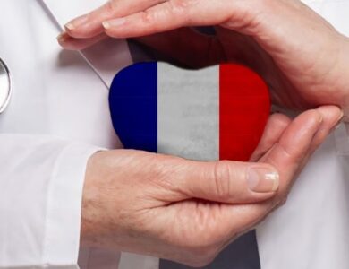 الجمود السياسي والصحي في فرنسا يمنع تبني البدائل الفعالة ويفاقم أزمة التدخين