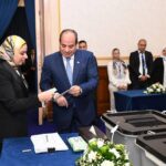 الرئيس السيسي يدلي بصوته في انتخابات مجلس النواب 2025