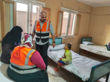 وزارة التضامن الاجتماعي تنقذ أسرة تعيش في شوارع القاهرة
