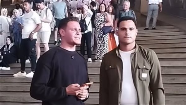 المنشد أحمد السمالوسي صاحب واقعة تلاوة القرآن داخل المتحف الكبير