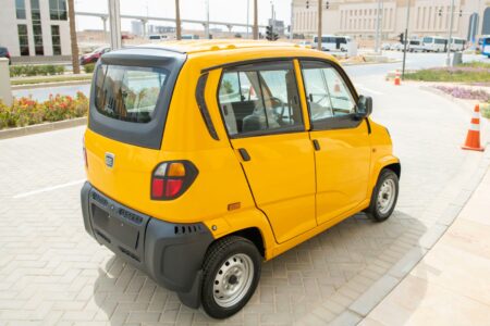 السيارة بديل التوك توك 