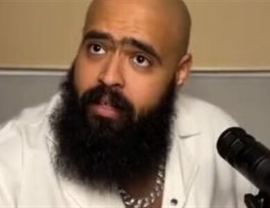 البلوجر محمد عبد العاطي