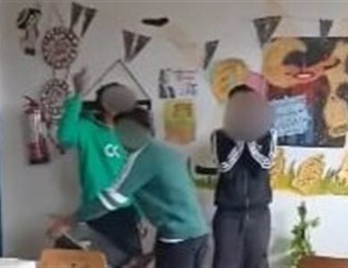 سلوك مسيئا داخل أحد الفصول بمدرسة عبد السلام المحجوب بمحافظة الاسكندرية
