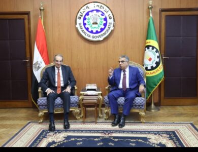 وزير الاتصالات يزور مقر شركة القمم qTech بمدينة المنصورة