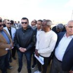 المهندس شريف الشربيني وزير الإسكان يتفقد مشروع سكن مصر