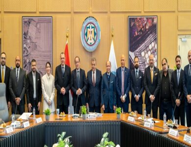 أحمد كجوك وزير المالية في لقاء مع مطورين عقاريين