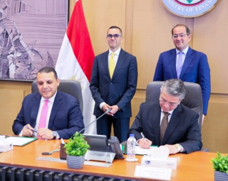 وزيرا المالية والاستثمار يشهدان توقيع بروتوكول تعاون بين «الجمارك» و«التمثيل التجارى المصرى»