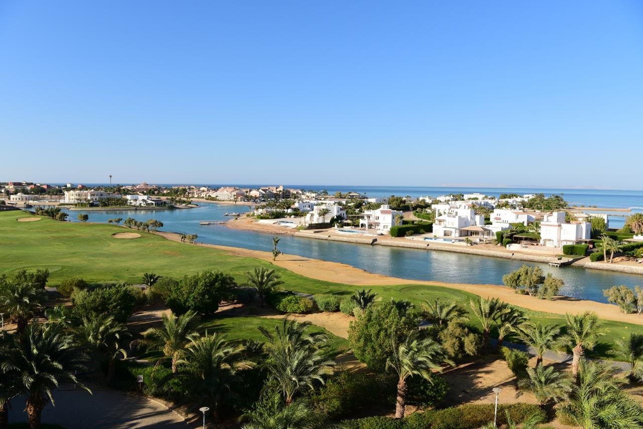 الجونة شريكًا رسميًا لنادي أستون فيلا