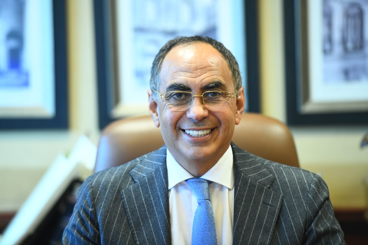 الدكتور هاني سري الدين