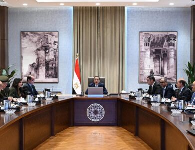 اجتماع رئيس الوزراء لمتابعة مشروعات المرحلة الأولى من المبادرة الرئاسية "حياة كريمة"