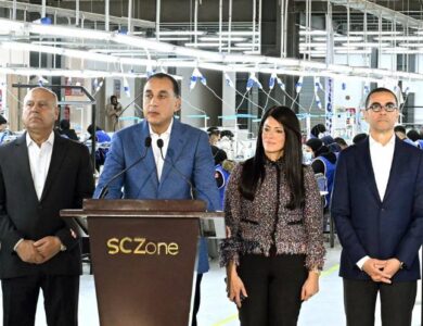 رئيس الوزراء في ختام جولته بالمنطقة الاقتصادية لقناة السويس