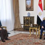 الرئيس السيسي مع وزير الخارجية السعودي