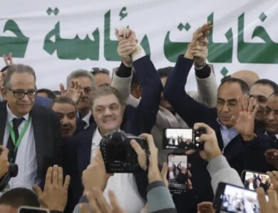 هاني سري الدين والسيد البدوي بعد إعلان نتيجة انتخابات حزب الوفد