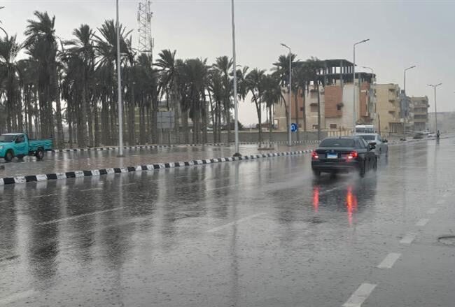 أعلنت الهيئة العامة للأرصاد الجوية تفاصيل حالة الطقس خلال عطلة نهاية الأسبوع، وذلك خلال أيام  الجمعة 2 يناير 2026، والسبت 3 يناي