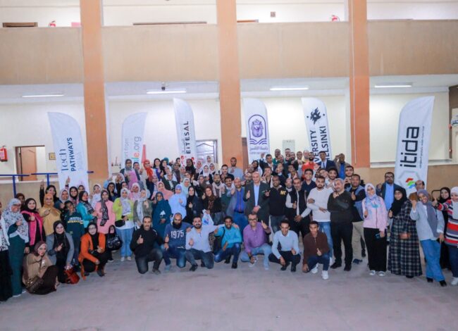 معسكر تمكين الذكاء الاصطناعي بالأقصر من جمعية اتصال ضمن مبادرة Tech Pathways