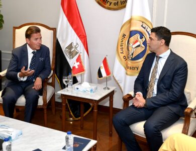 الصناعة: نركز على نقل وتوطين التكنولوجيات الحديثة في السوق المصري
