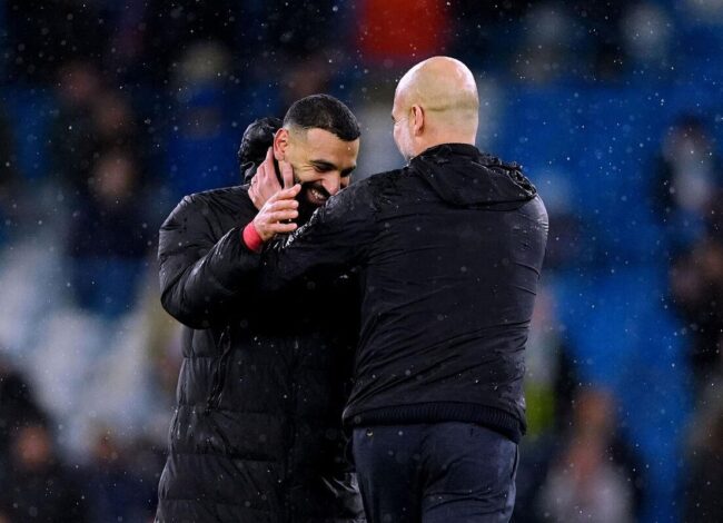 محمد صلاح مع بيب جوارديولا