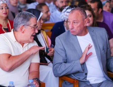 هل يحضر ياسين منصور نهائي الكونفدرالية بناء على دعوة ممدوح عباس؟