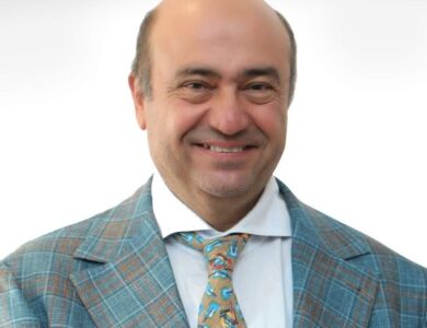 الدكتور شيرين حلمي رئيس مجلس إدارة شركة فاركو للأدوية