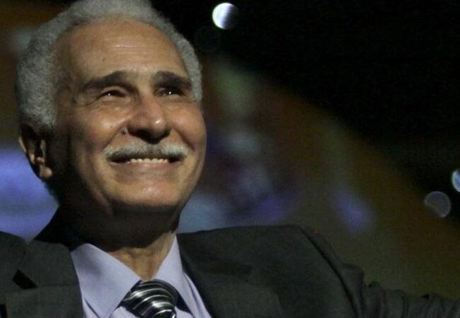 الفنان عبد الرحمن أبو زهرة