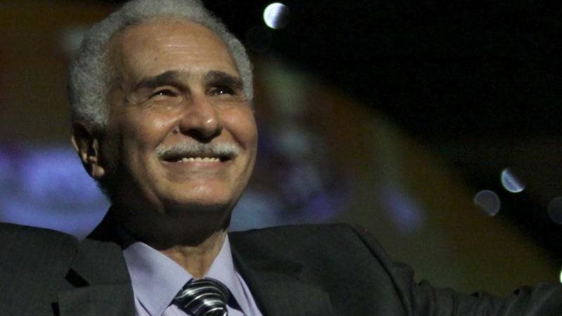 الفنان عبد الرحمن أبو زهرة