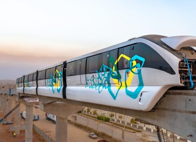 بدء تشغيل مونوريل شرق النيل