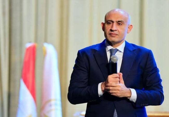 محمد عبداللطيف وزير التربية والتعليم والتعليم الفني