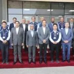 وزير الاتصالات داخل مجمع مصانع سامسونج للإلكترونيات في بني سويف