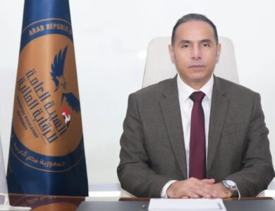 إسلام عزام رئيس الهيئة العامة للرقابة المالية