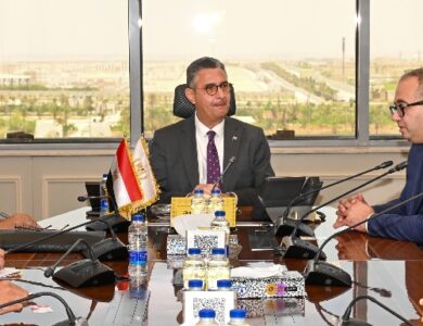 وزير التموين والتجارة الداخلية الدكتور شريف فاروق