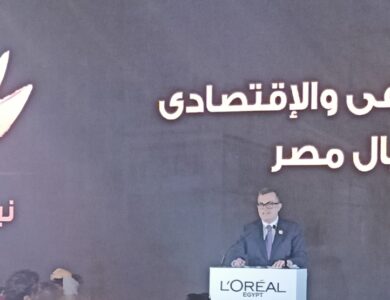 أحمد رستم وزير التخطيط
