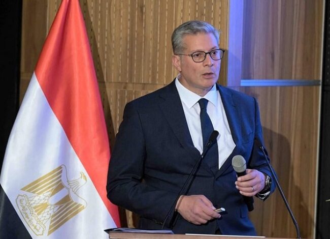 المهندس كريم بدوي وزير البترول والثروة المعدنية