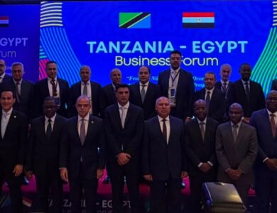 هامش القمة الرئاسية بين الرئيس السيسي وسامية حسن توقيع اتفاقيات تفاهم مستثمرين مصريين