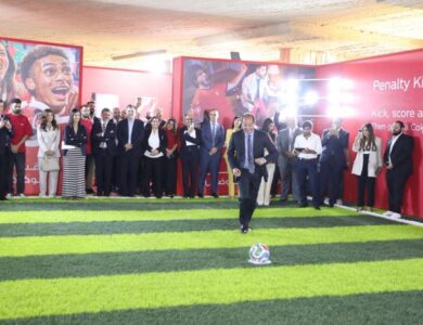 وزير المالية في افتتاح المركز الجديد للخدمات الرقمية لـ«كوكاكولا هيلينك»