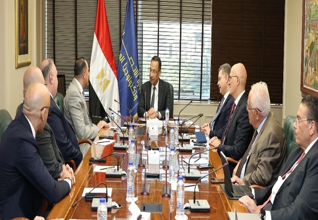 وزارة الاتصالات و«إيتيدا» تدعمان توسع EY بمركز إقليمي جديد