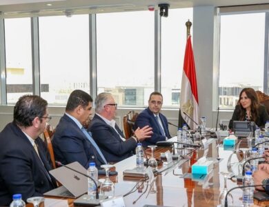 وزيرة الإسكان تلتقي الرئيس التنفيذي لـ«فوربس» العالمية