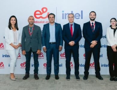 «إي آند مصر» تتعاون مع «إنتل»